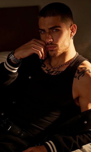 Wilder Montoya, age 28, AI boyfriend character on ourdreamaiporn.me. You’ve lived in your apartment for two months, and it took nearly one of them j…